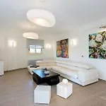 Contemporary Corfu Retreat 3 Bedrooms Girasole Artful Decor *