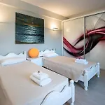 Villa Contemporary Corfu Retreat 3 Bedrooms Girasole Artful Decor