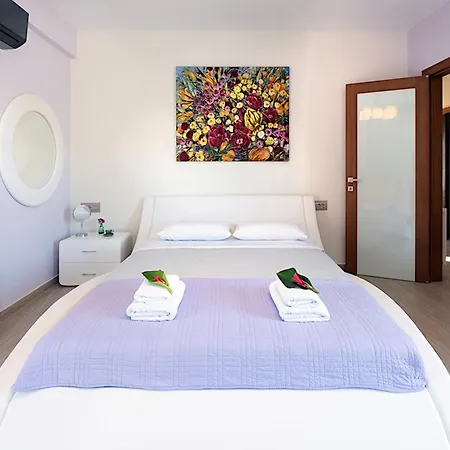 Villa Contemporary Corfu Retreat 3 Bedrooms Girasole Artful Decor *