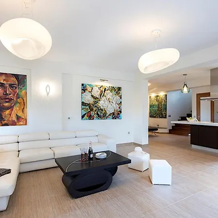 Contemporary Corfu Retreat 3 Bedrooms Girasole Artful Decor Villa