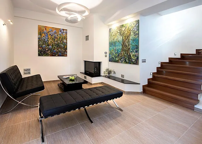 Contemporary Corfu Retreat 3 Bedrooms Girasole Artful Decor ヴィラ