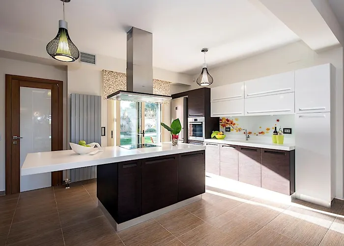 Contemporary Corfu Retreat 3 Bedrooms Girasole Artful Decor ヴィラ *