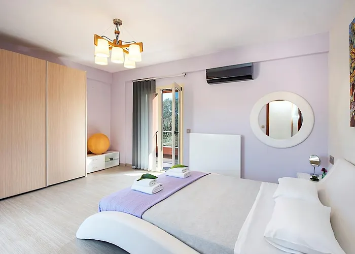 ヴィラ Contemporary Corfu Retreat 3 Bedrooms Girasole Artful Decor Dafnila